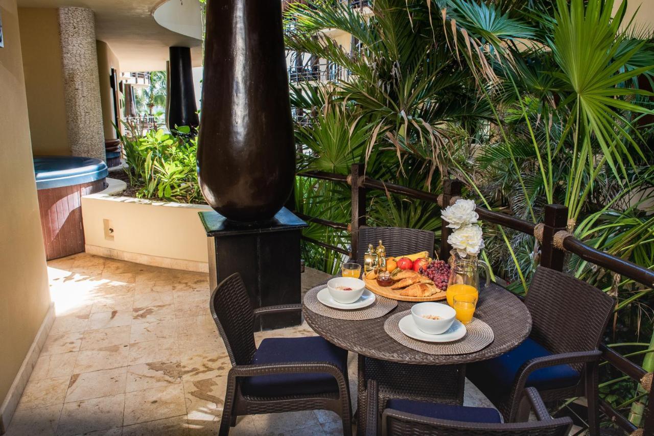 El Taj Oceanfront&beachside